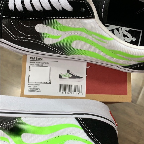 WMNS VANS OLD SKOOL FLAME black/true white - Picture 13 of 16